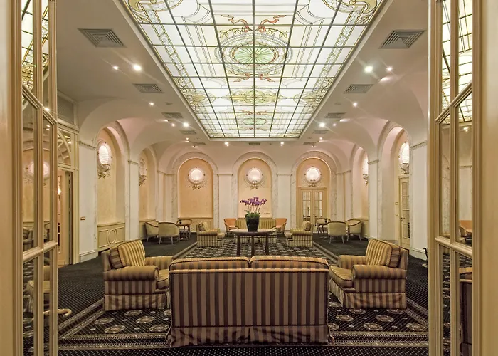 Intercontinental Ambasciatori Palace By Ihg Hotel 5*